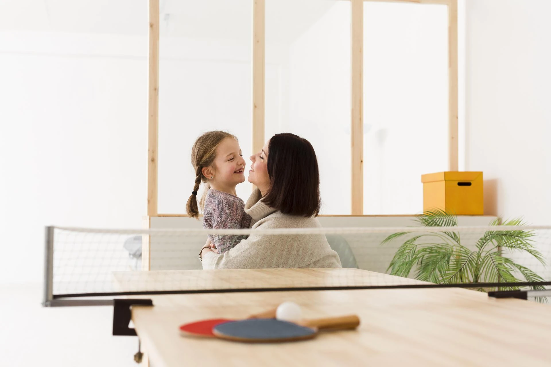 What You Need to Know When Hiring Part-Time Nanny in Dubai 