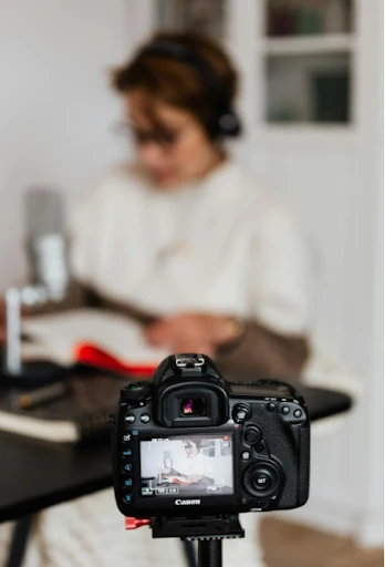 Stability, Audio, and Autofocus: The Three Pillars of a Great Vlogging Camera