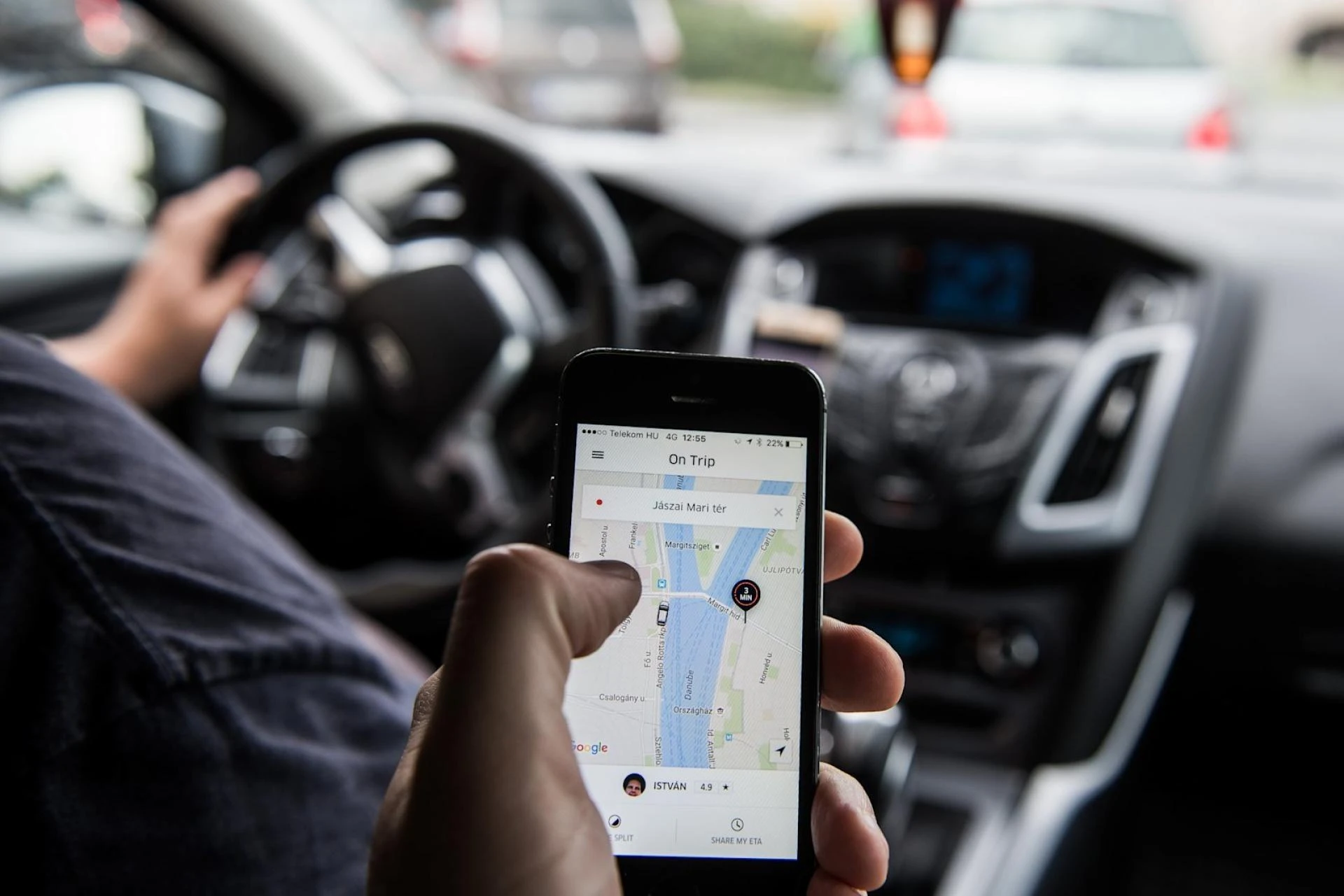 Gainesville Airport Transportation: Rideshare Risks Explained