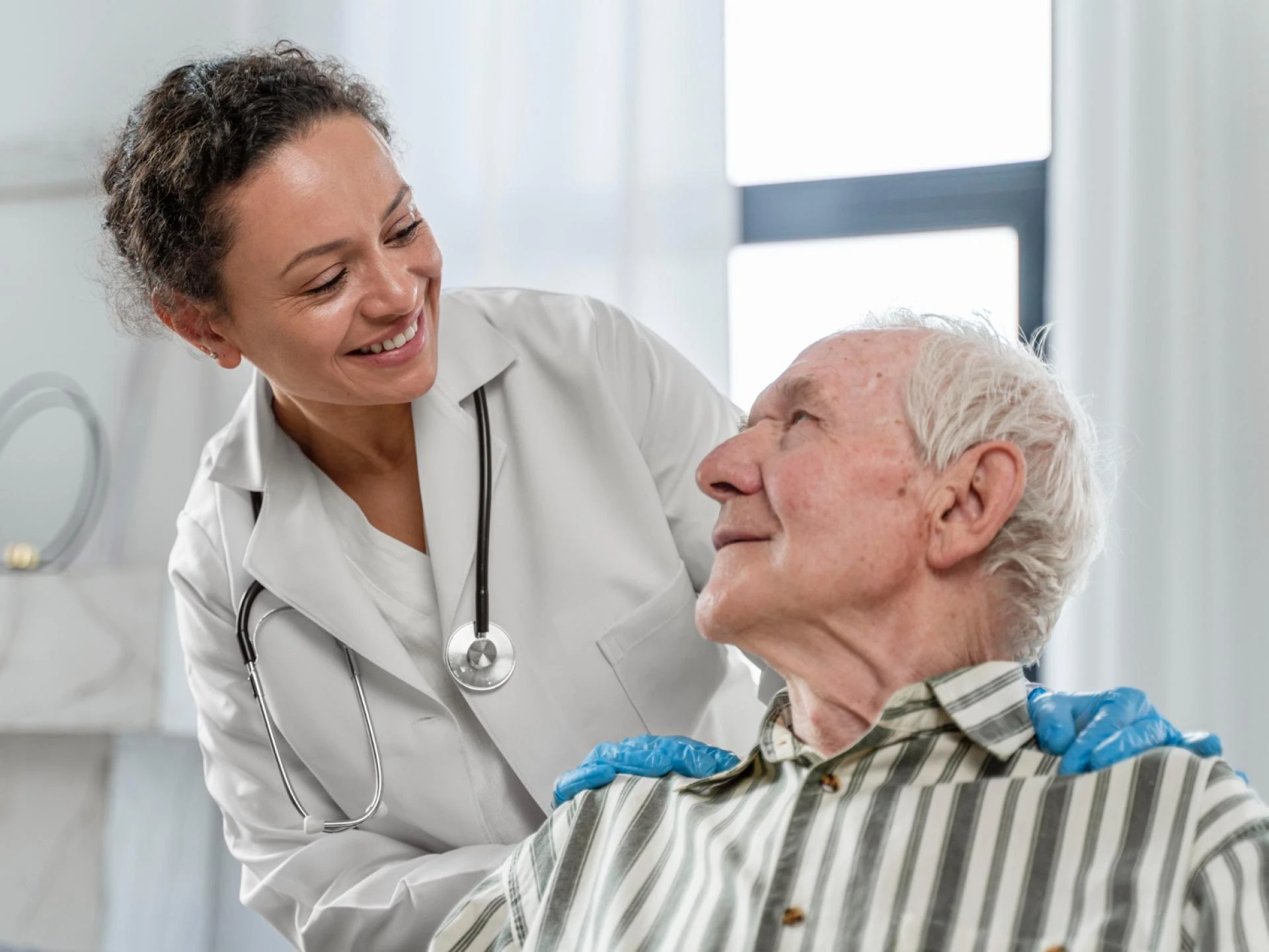 Can Seniors Rely on a Minor Ailments Clinic in Brampton for Ongoing Issues?
