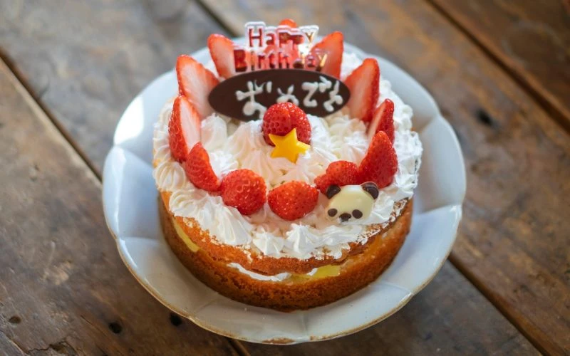 Why Retro Cakes Are the Go-To Choice for Adult Birthdays