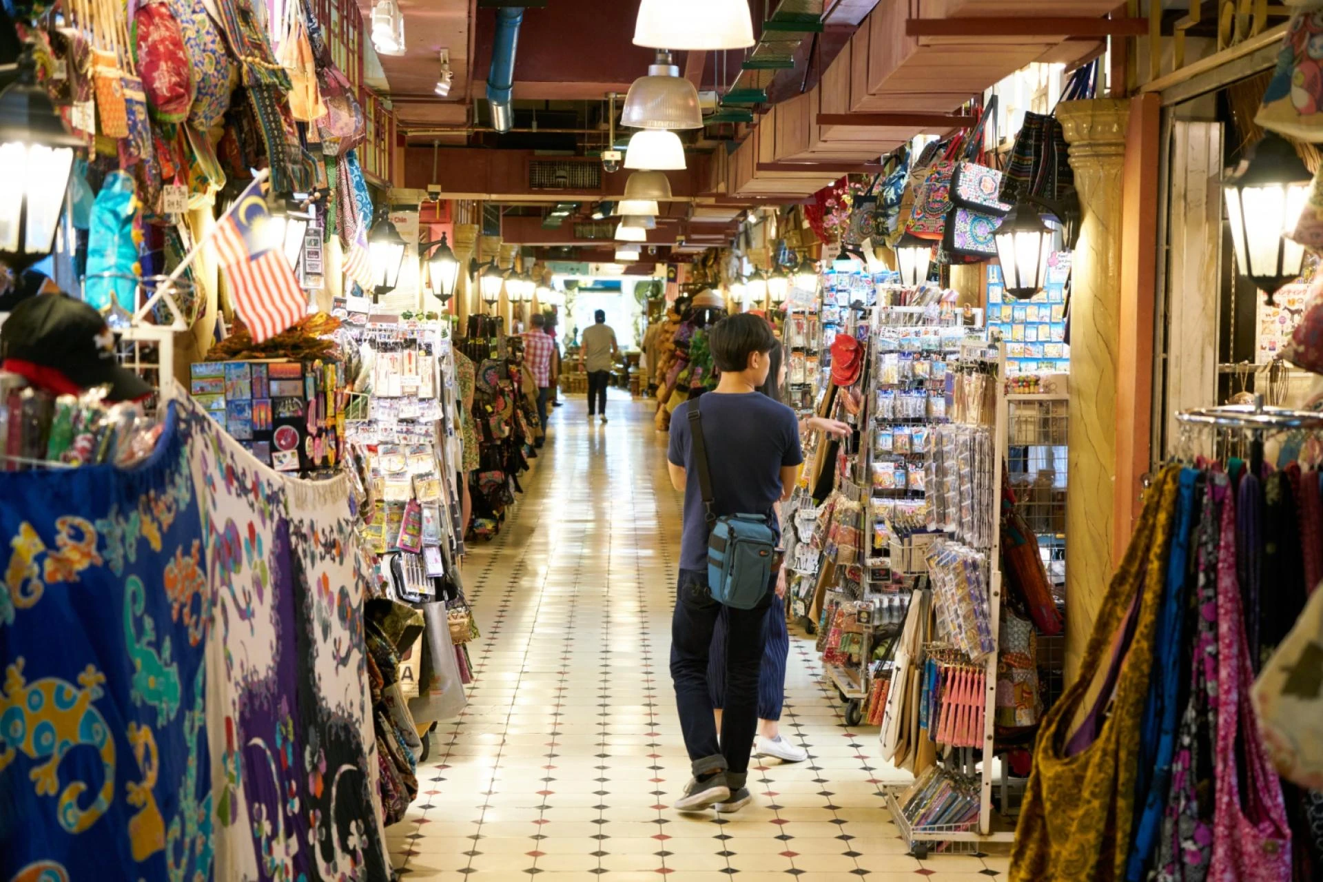 Best Goa Shopping Markets for Unique Handcrafted Gifts