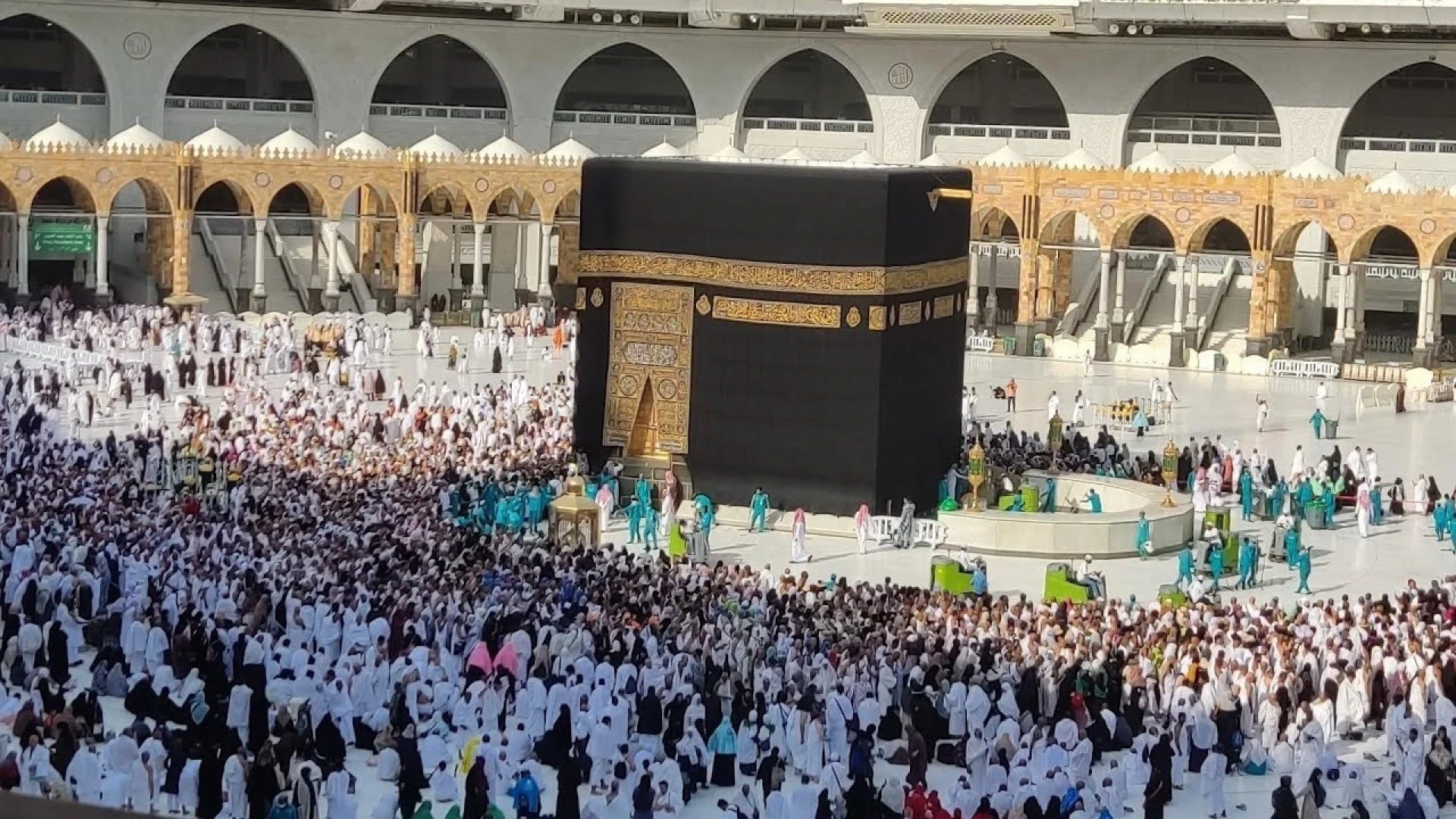 Five Star Umrah Packages With Premium Hotels and Smooth Transfers