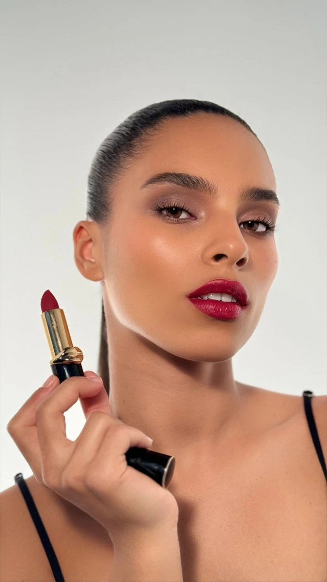 4 Ways to Romanticize Your Makeup Routine This February