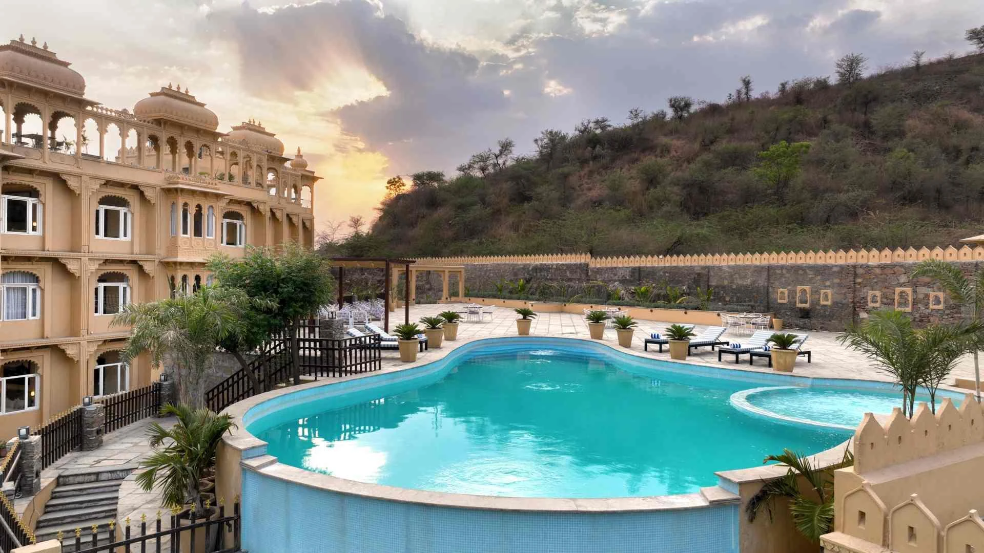 Picture Perfect: How Rajasthan Elevates Your Wedding Photos