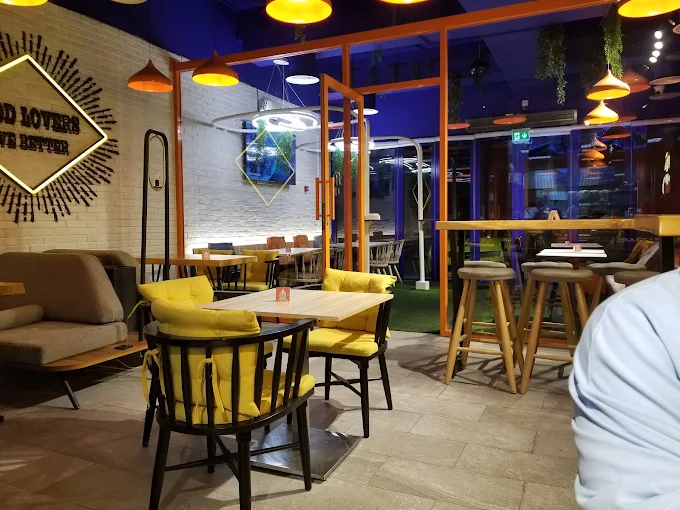 Miniguette – A Go-To Destination for Wings, Burgers, and Comfort Food in Dubai