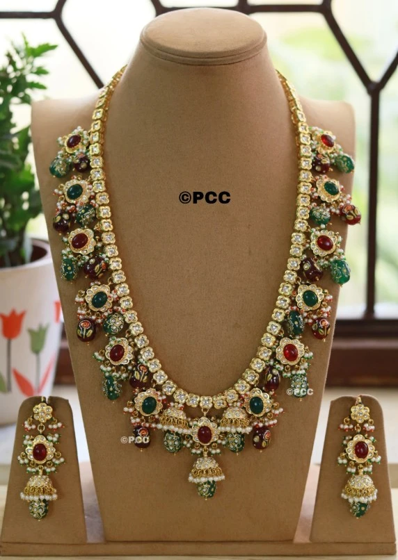 Long Necklace for Wedding: A Perfect Bridal Jewelry Choice