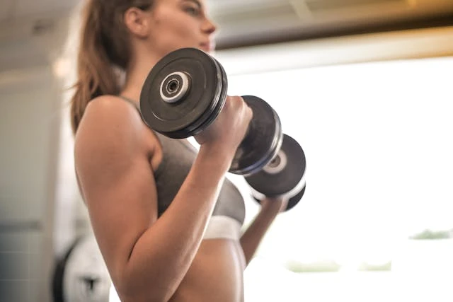 Look and Feel Your Best: How to Stay on Top of Trends at the Gym 