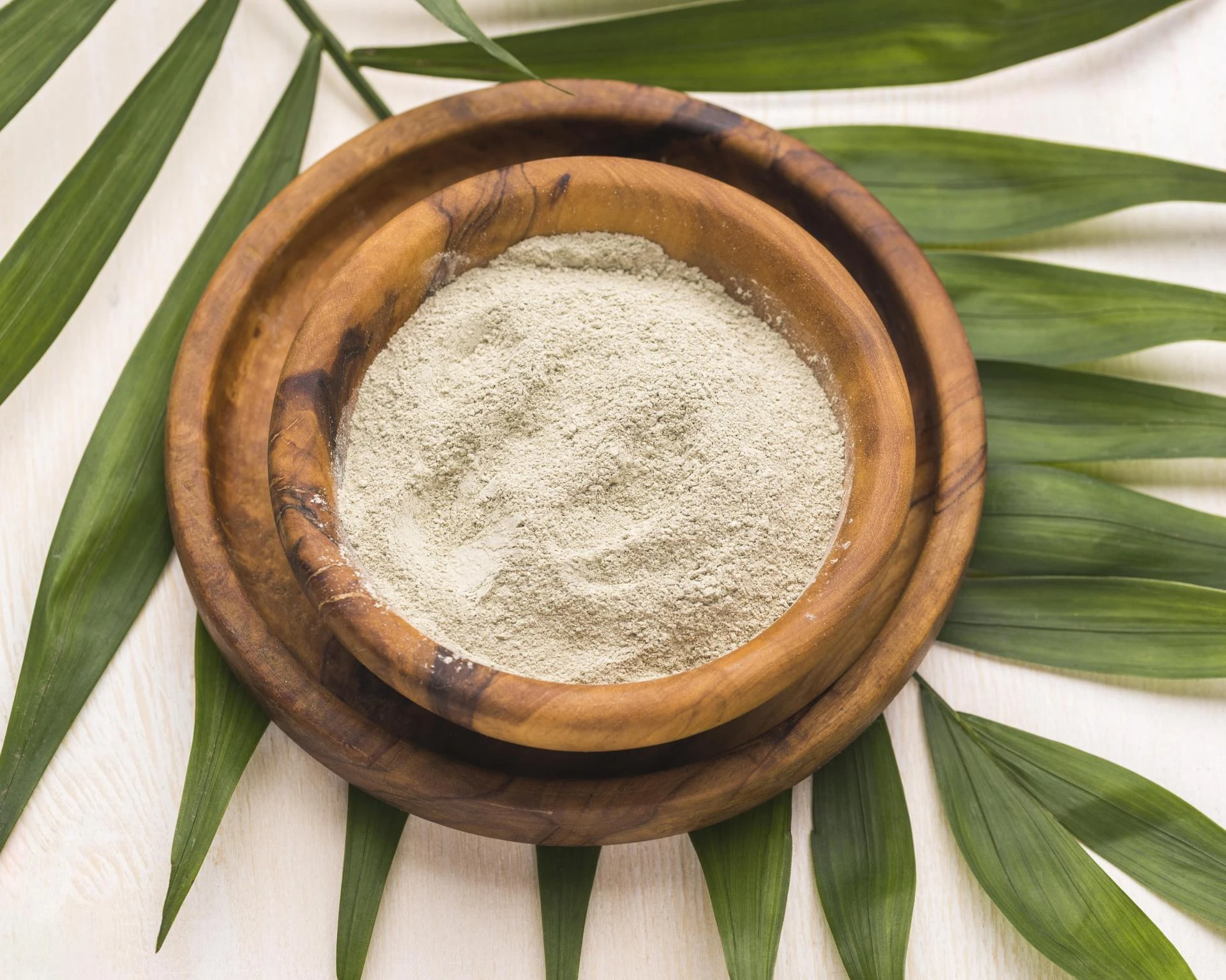 Exploring Popular Kratom Varieties: Red Bali Kratom, White Sumatra Kratom, and Jong Kong Kratom
