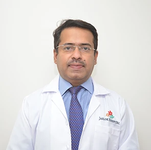 Looking for the Best Pituitary Tumor Surgeon in India? Consult Experts