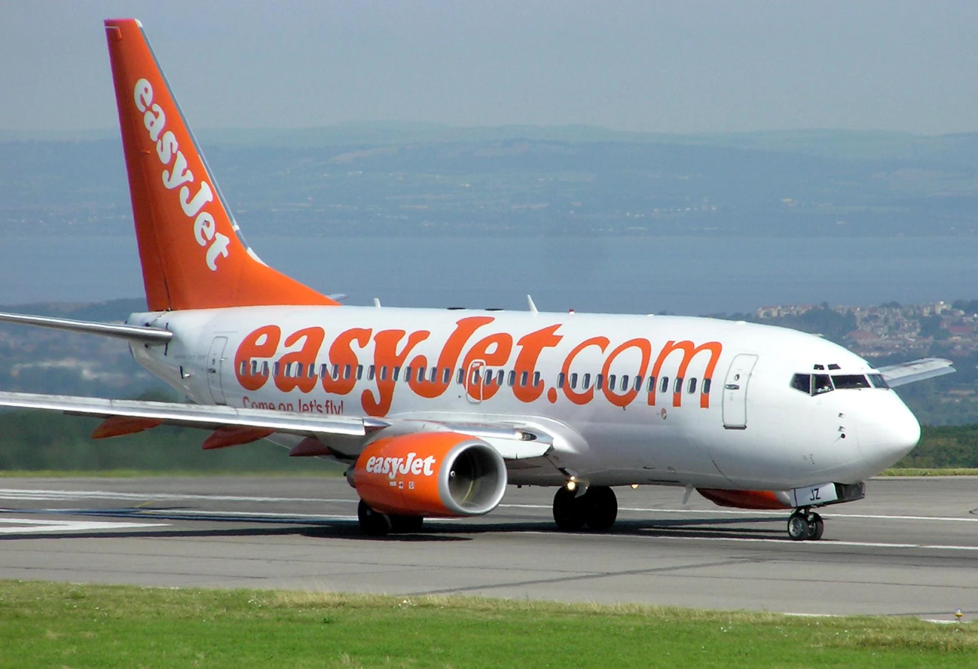 EasyJet England Office +1-833-641-1988