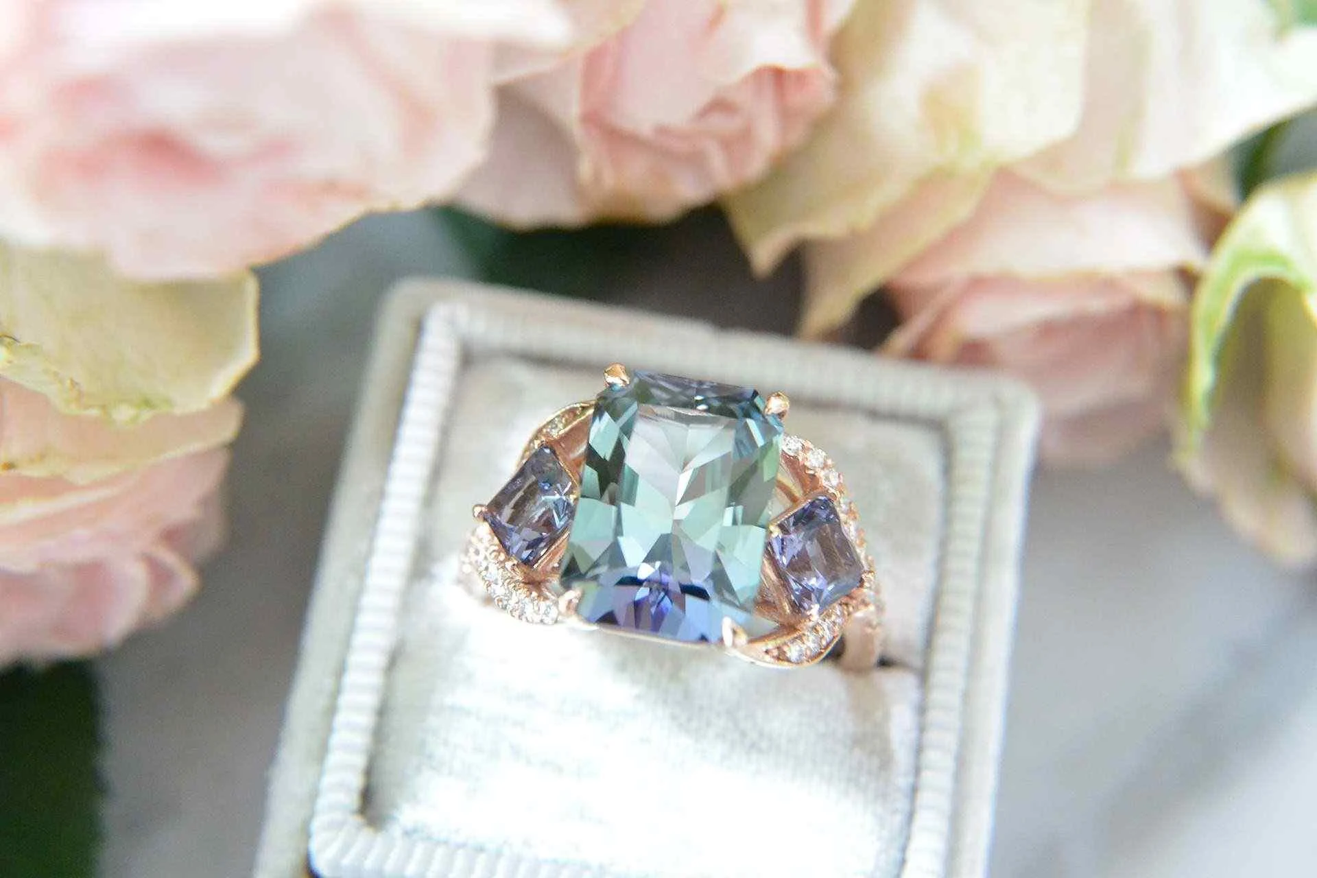 Top Design Trends in Bespoke Diamond Engagement Rings for 2026