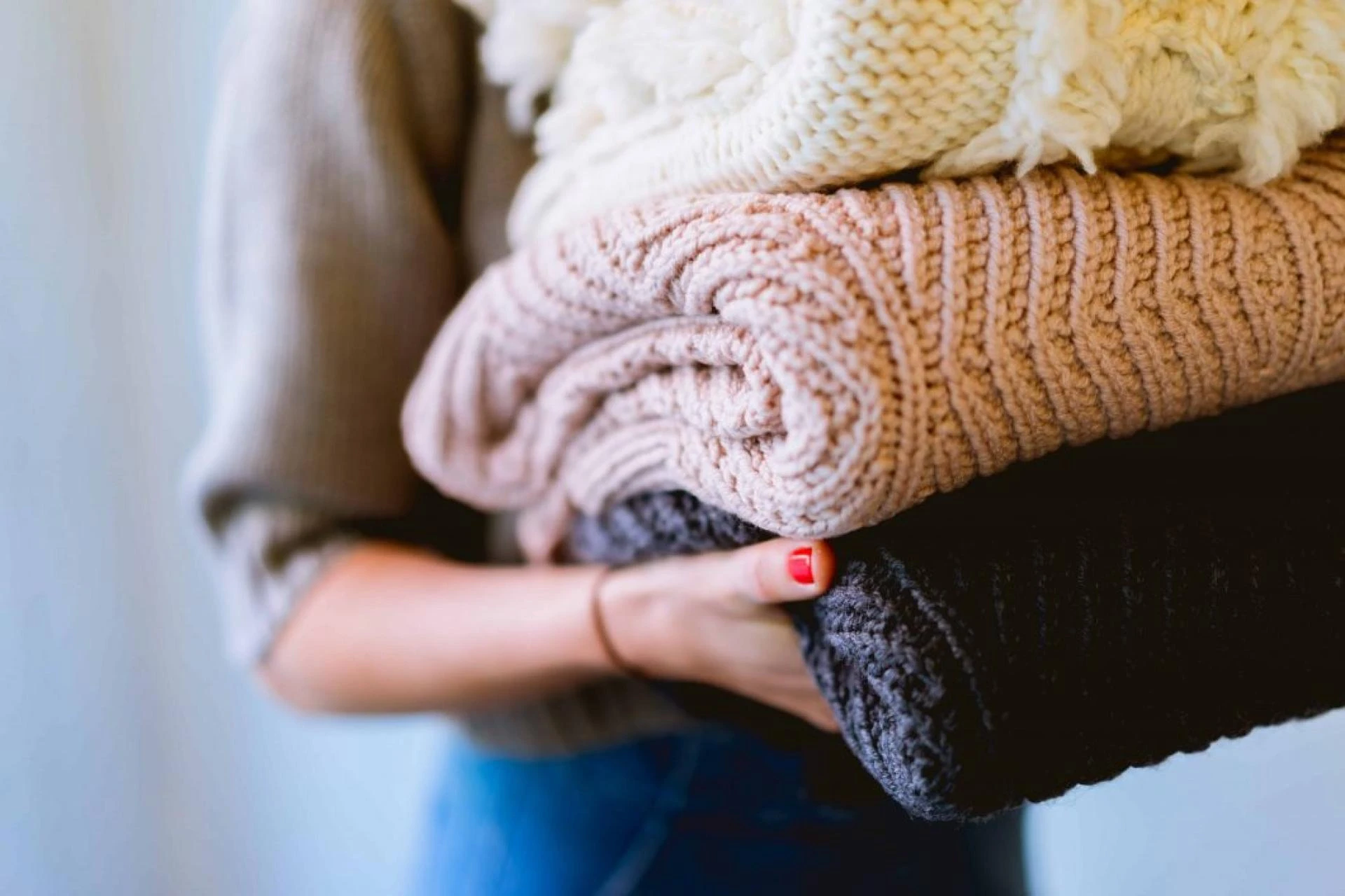 Why Auckland Families Are Turning to Laundry Pickup and Delivery for More Free