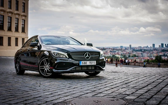 Mercedes-Benz India – Luxury Cars, SUVs & Performance Vehicles Redefining Driving Excellence.