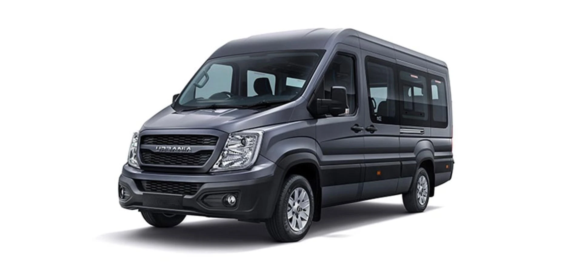 5 Things to Check Before Booking a 9 Seater Force Urbania Hire