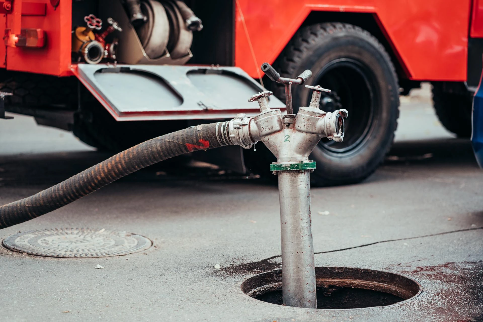 When Plumbing Disasters Strike: Fast Help You Can Count On