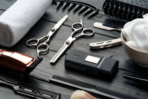 5 Must Have Men’s Grooming Accessories for a Sharp, Effortless Look