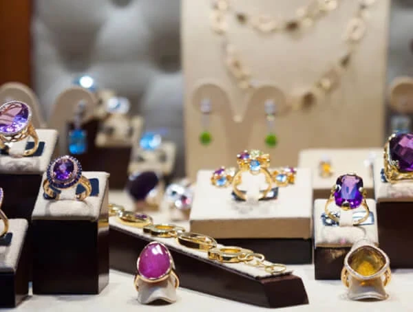 Gemstone Jewelry Manufacturers in the US: Blending Innovation with Timeless Style