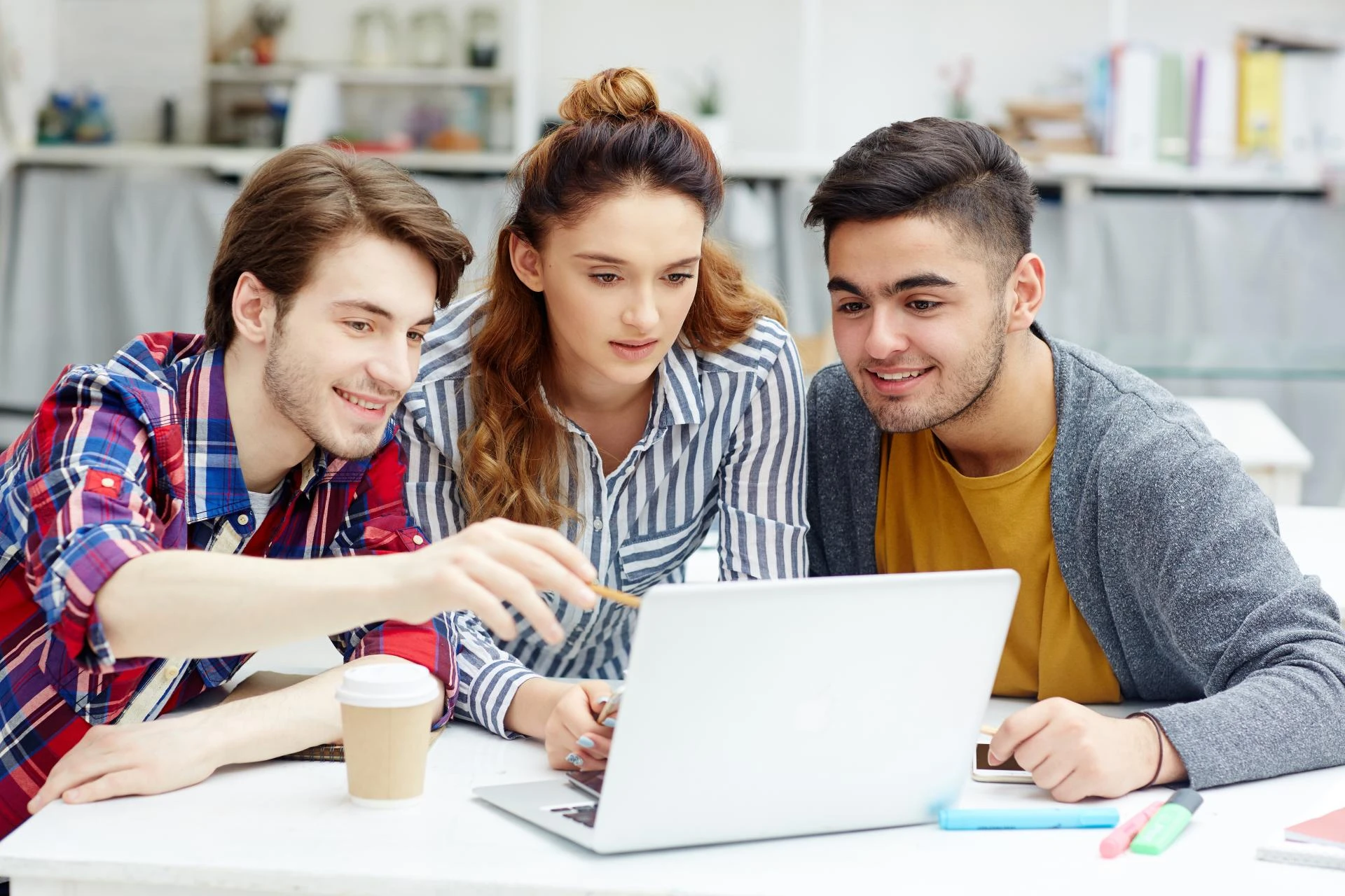 Building Strong Career Pathways: Unlocking Pathways to Employment Through Cross-Sector Collaboration