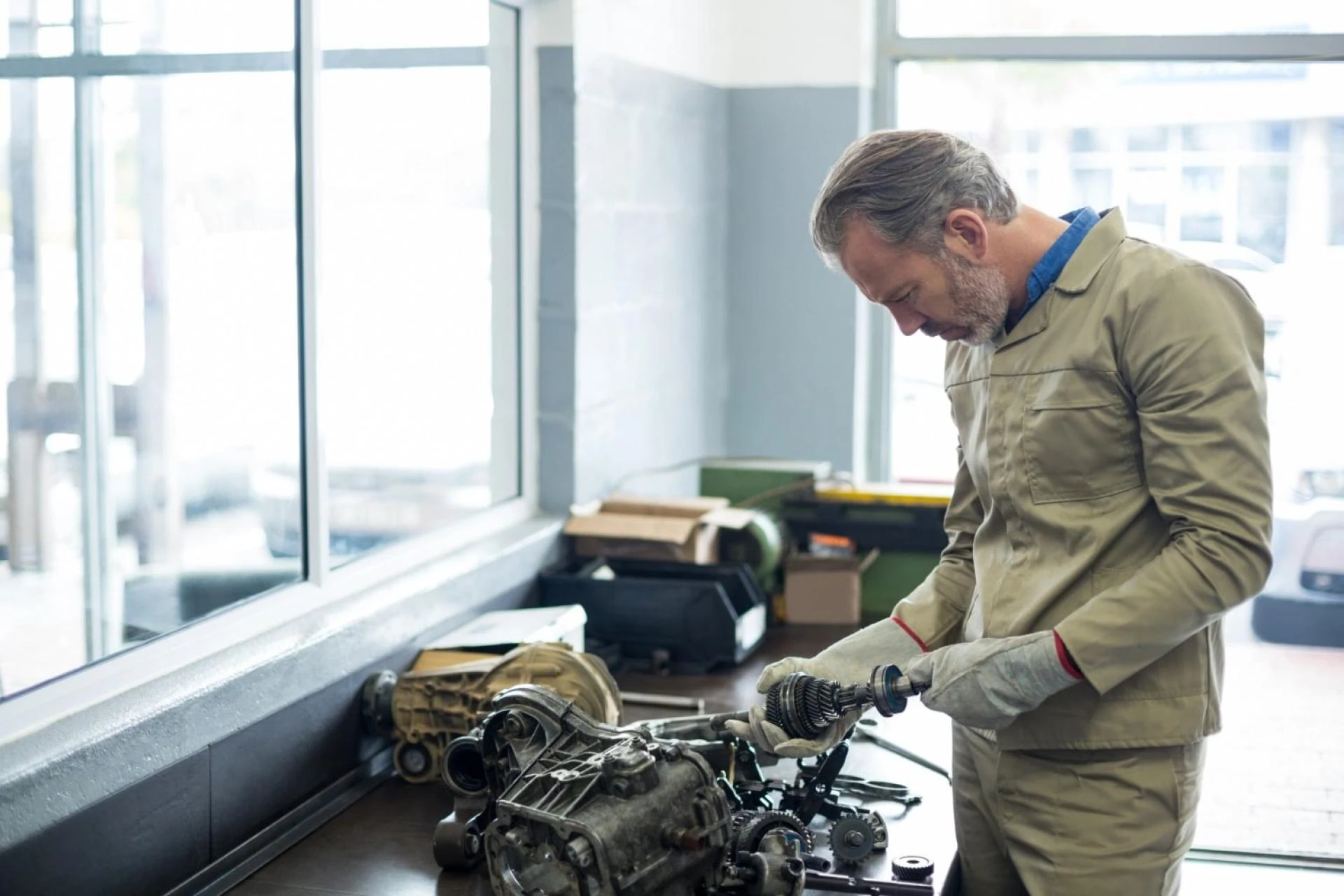 Sanford NC Drivers Beware: 7 Signs You Need an Automatic Transmission Replacement ASAP