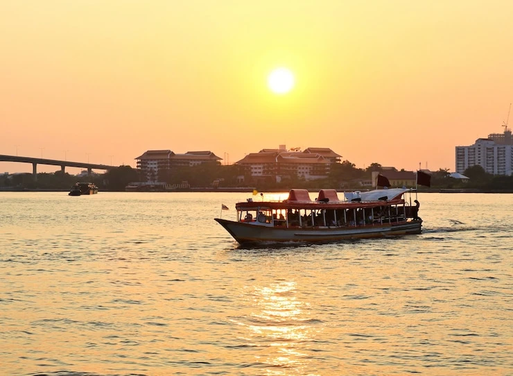 Why Travelers Are Quietly Choosing Musandam Over City Breaks in Dubai?