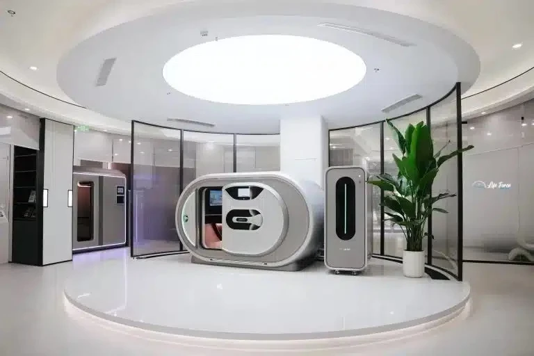 How long does it take to complete hyperbaric training?