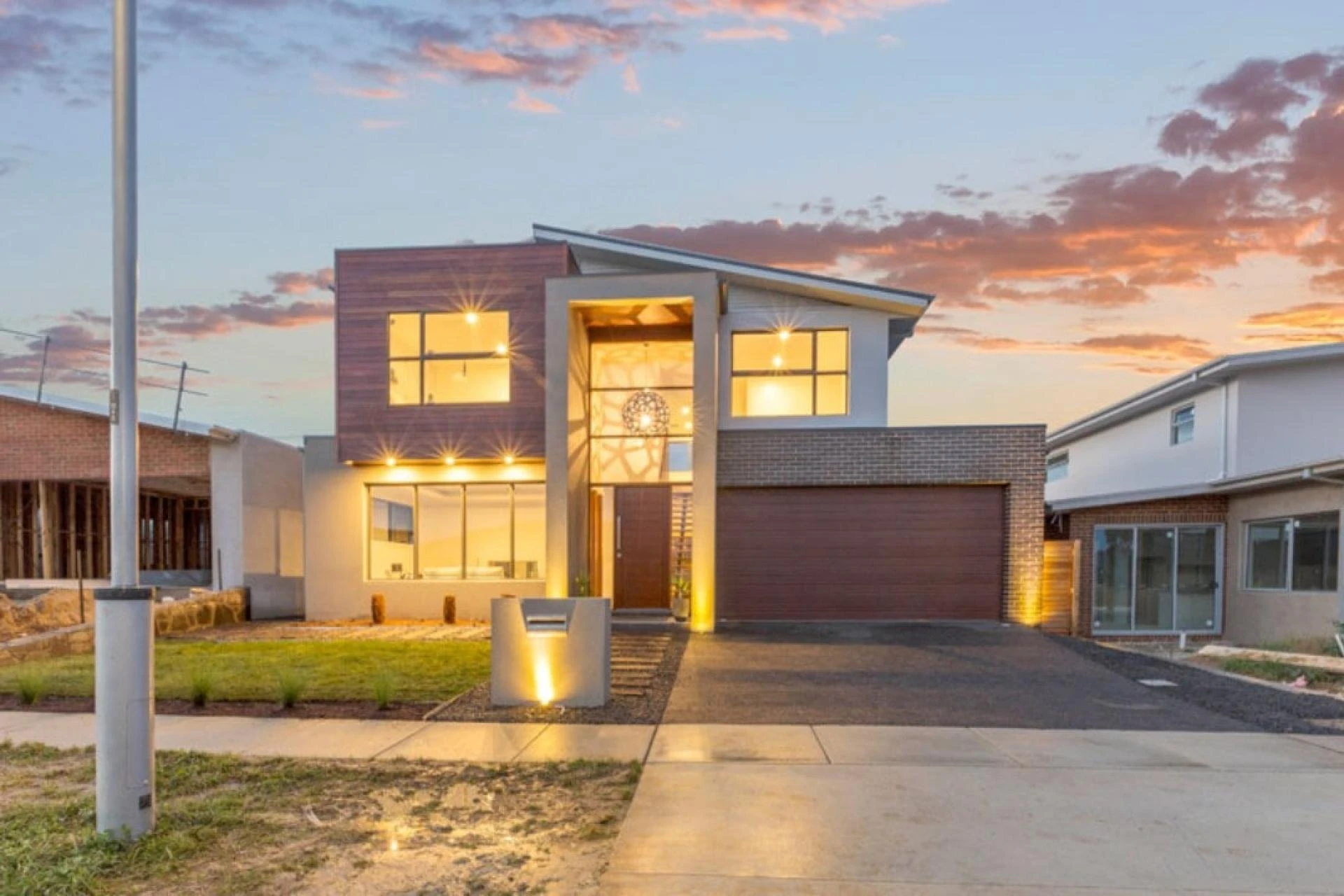Modern House Designs That Blend Style, Functionality, and Comfort for Contemporary Living Spaces