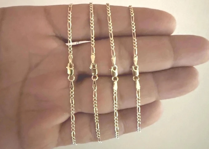 Dainty 10K Yellow Gold Figaro Bracelet 7