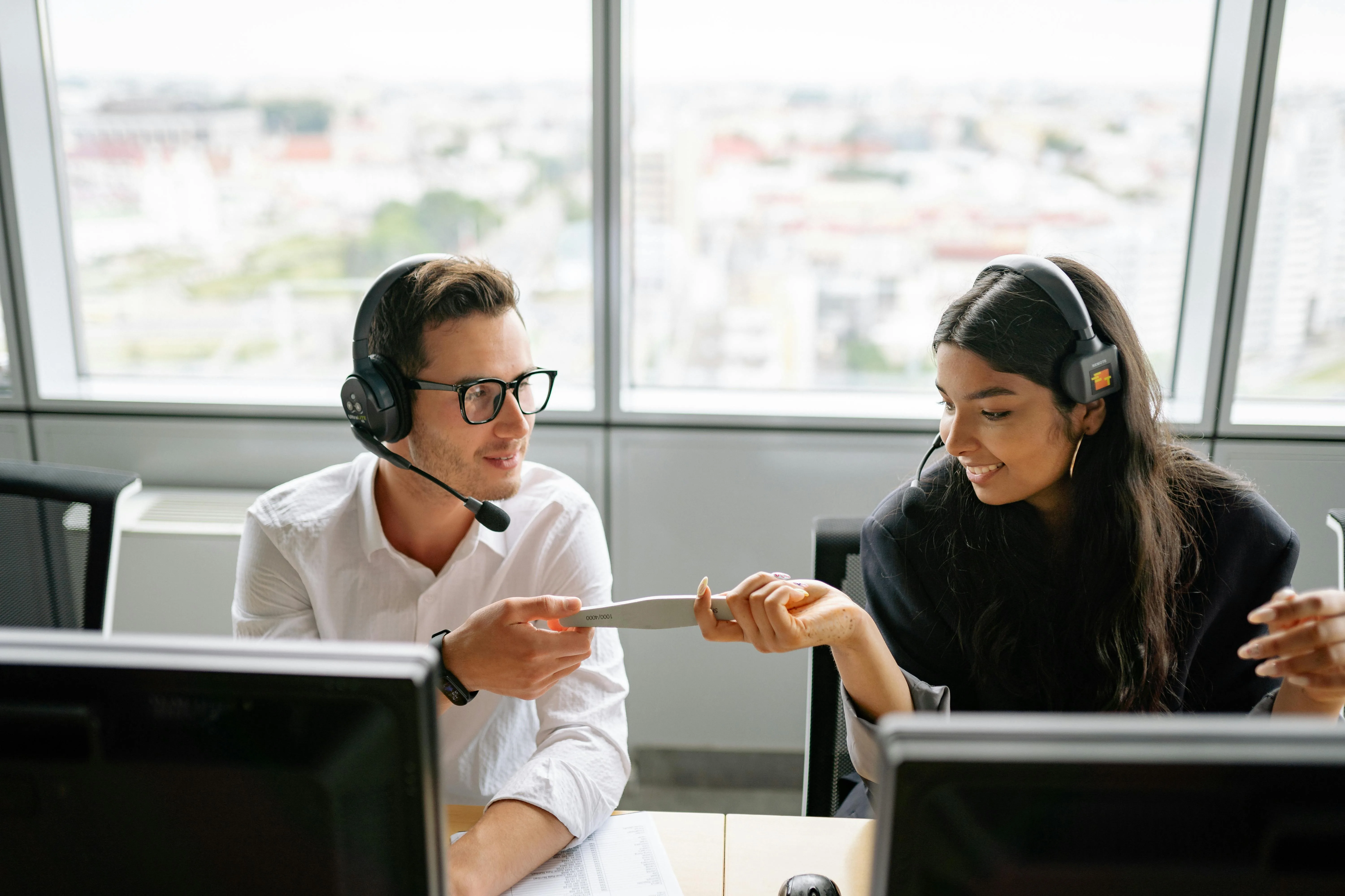 Maximize ROI with Telecommunication Call Center Outsourcing Services