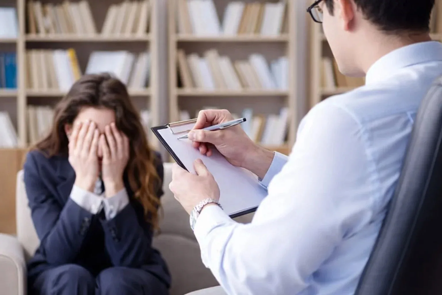 When Should You See a Neuropsychiatrist? 10 Warning Signs