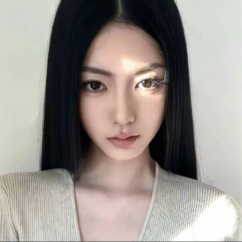 Raina Zhang